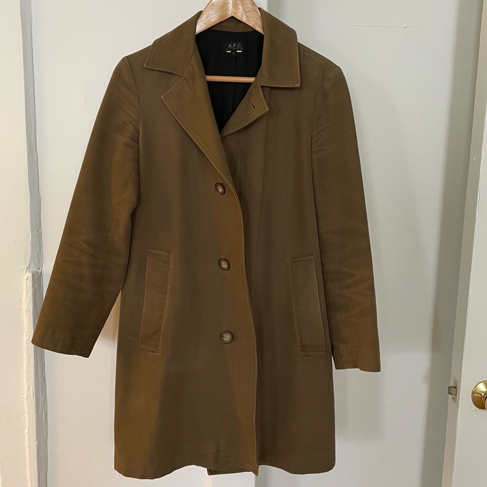 APC Mac / car / trench coat